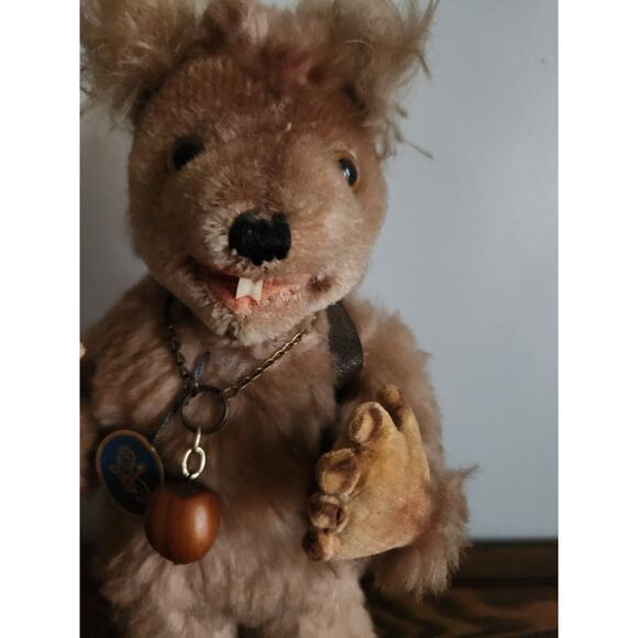 Vintage Kiki Brown Plush Squirrel w/Backpack Anker Germany - Picture 2 of 5